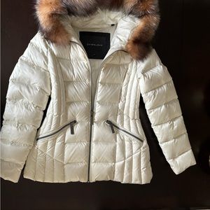 Beautiful Dawn Levy Parka Never worn